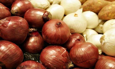 پس از گوجه فرنگی، نوبت به گرانی پیاز رسید!