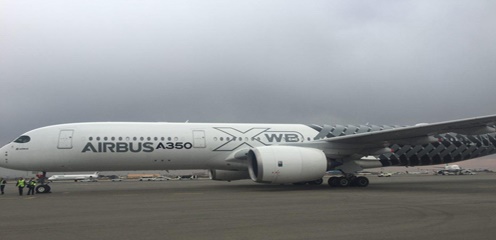 جزییاتی از هواپیمای ایر باس A350 که در فرودگاه مهرآباد به زمین نشست
