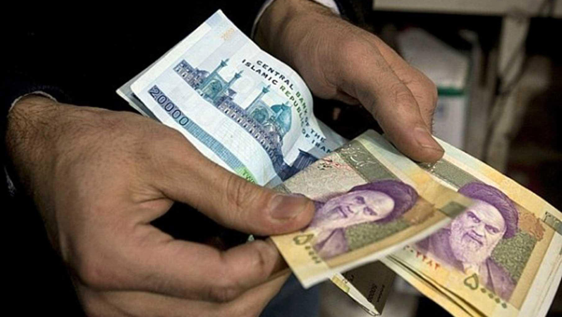 مخارج از ۳ میلیون در ماه گذشت