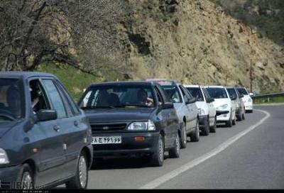 تردد خودروها در جاده هراز و کندوان در مازندران یک طرفه شد