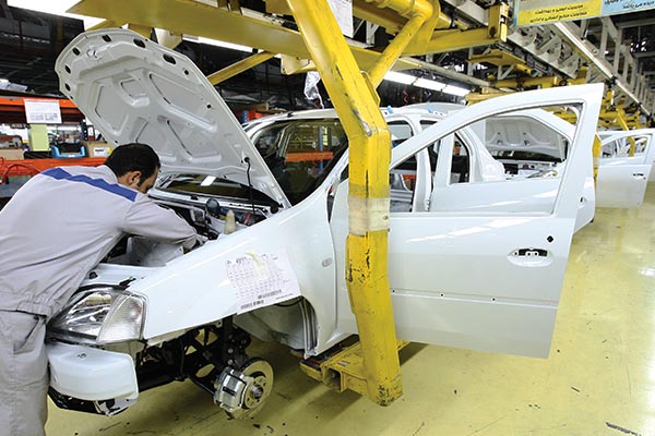 نگاهی به کارنامه صنعت خودروی ایران در آستانه یک سالگی برجام