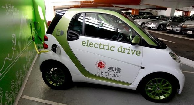 چین پیشتاز خودروهای برقی در جهان می‌شود
