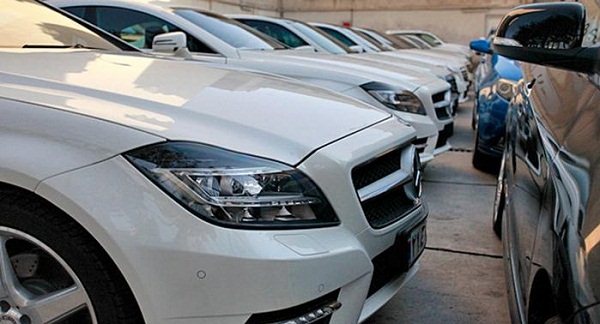 گران شدن خودروهای وارداتی ربطی به بخش نامه وزارت صنعت ندارد