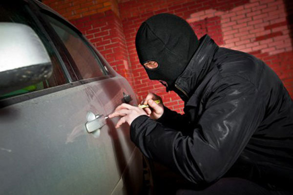 راهکارهای جلوگیری از سرقت خودرو در سفر