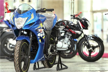 مجوز واردات موتورسیکلت را به افراد غیرمرتبط دادند