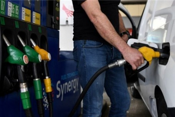 قیمت بنزین در آمریکا به بالاترین سطح فصلی در یک دهه اخیر رسید