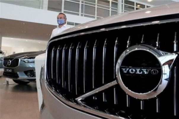 سهام شرکت خودروسازی ولوو کارز سقوط کرد