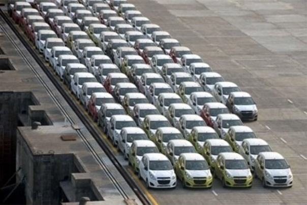70 خودروی لوکس موجود در اموال تملیکی بندرعباس با اقدامات قوه‌قضاییه به مالکان تحویل داده شد