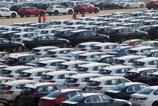 فعلا خودروهای وارداتی در بورس کالا عرضه نمی‌شود