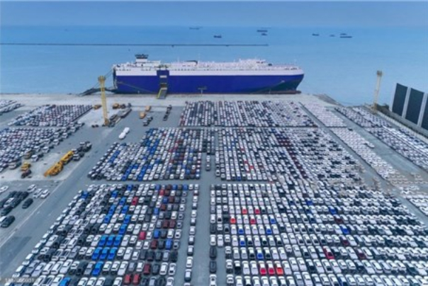 شرکت‌های چینی برنده سفارش 17 کشتی برای حمل خودرو و کامیون شدند