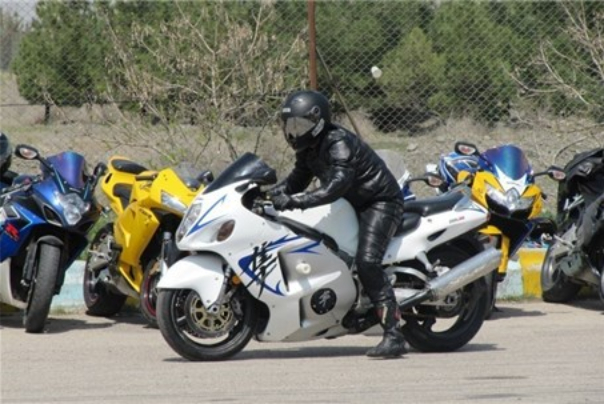 موافقت پلیس با شماره‌گذاری موتورهای سنگین مجاز