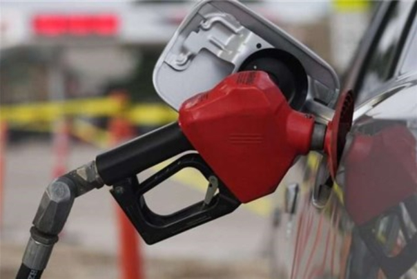 آغاز ثبت‌نام مالکان چندخودرو برای سهمیه یارانه‌ای بنزین