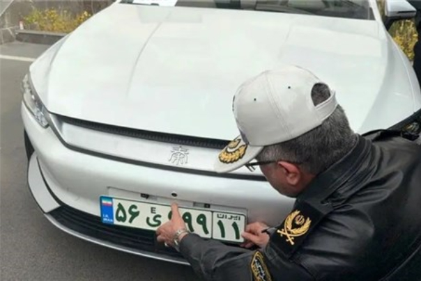 رونمایی از پلاک خودروهای هیبریدی و برقی در تهران