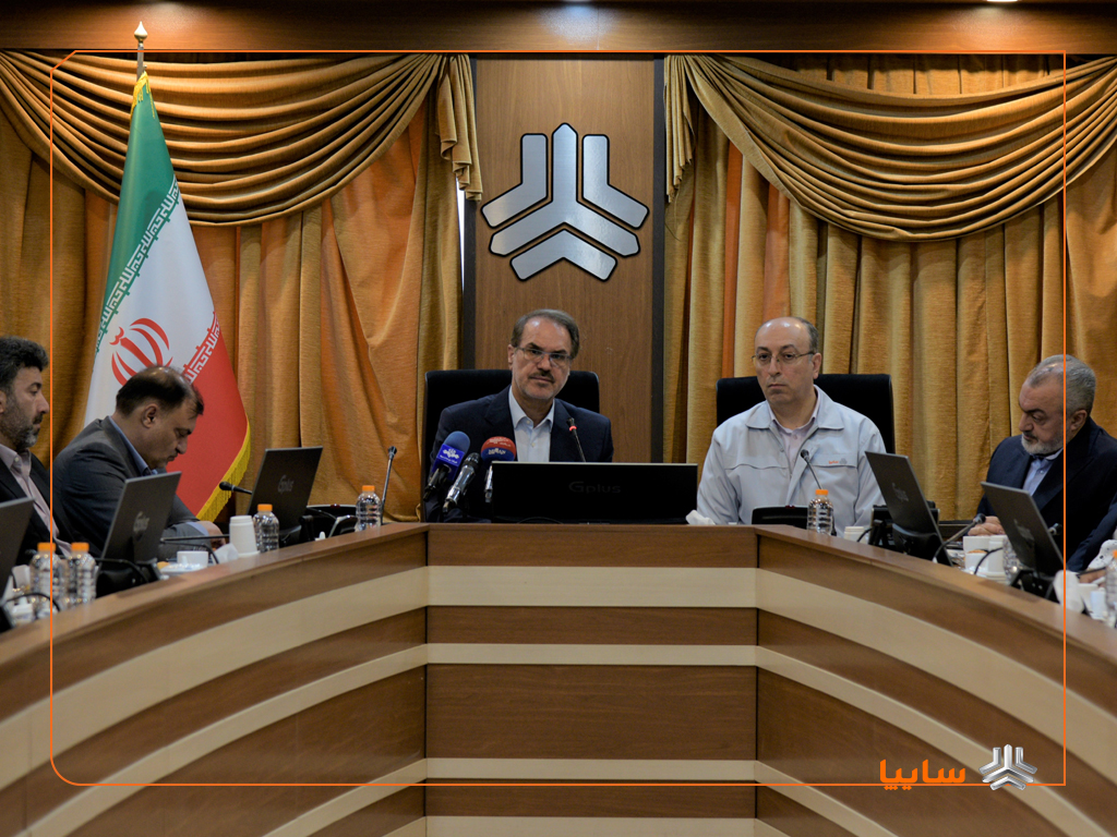 قطعه‌سازان برای افزایش تولید و تکمیل خودروهای ناقص همراهی کنند