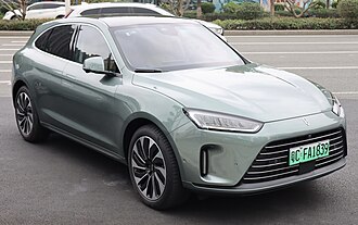 ادامه مسیر ایرس با هویت جهانی AITO؛ رونمایی از M6 و تداوم حضور M5
